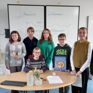 Teilnehmer*innen des Vorlesewettbewerbs 2025