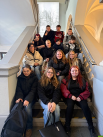 Die Schüler*innen der 7.5 im Kunstmuseum