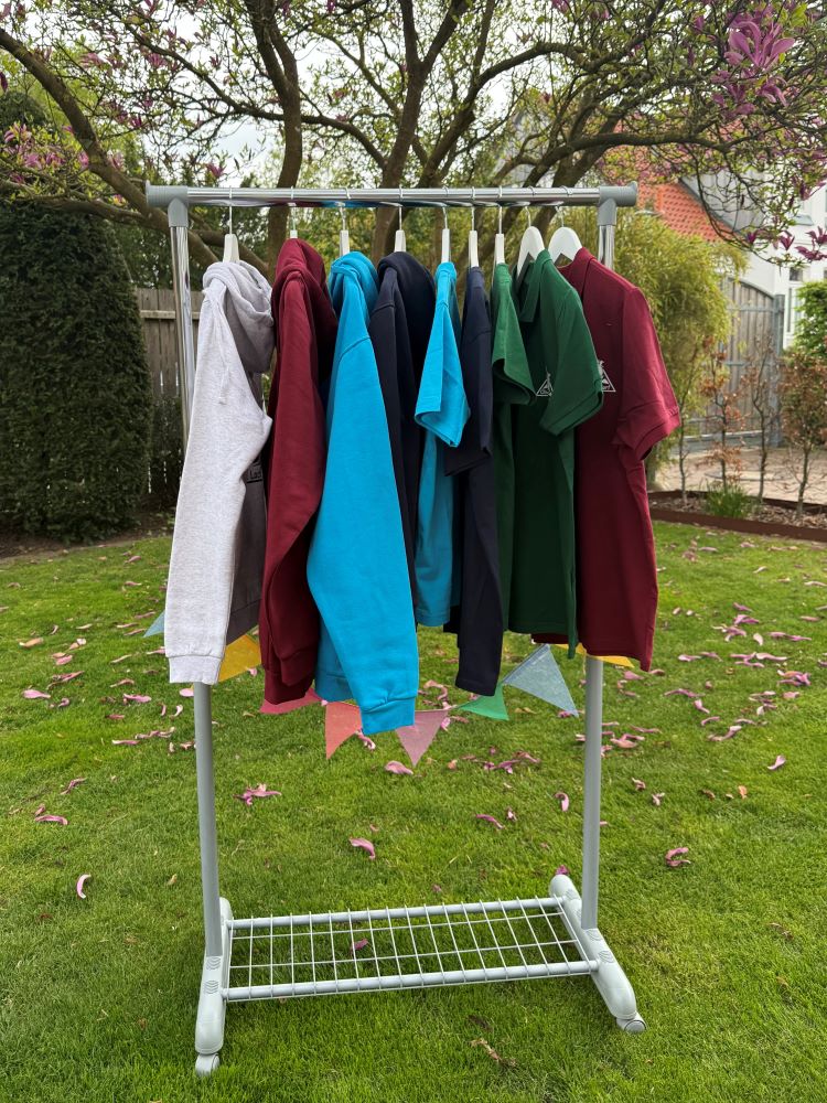 Auswahl der Schulkleidung