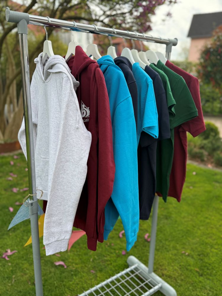 Auswahl der Schulkleidung